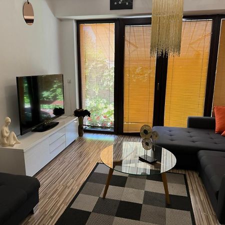 Pension Nest - Family Apartman Mosonmagyaróvár Екстериор снимка