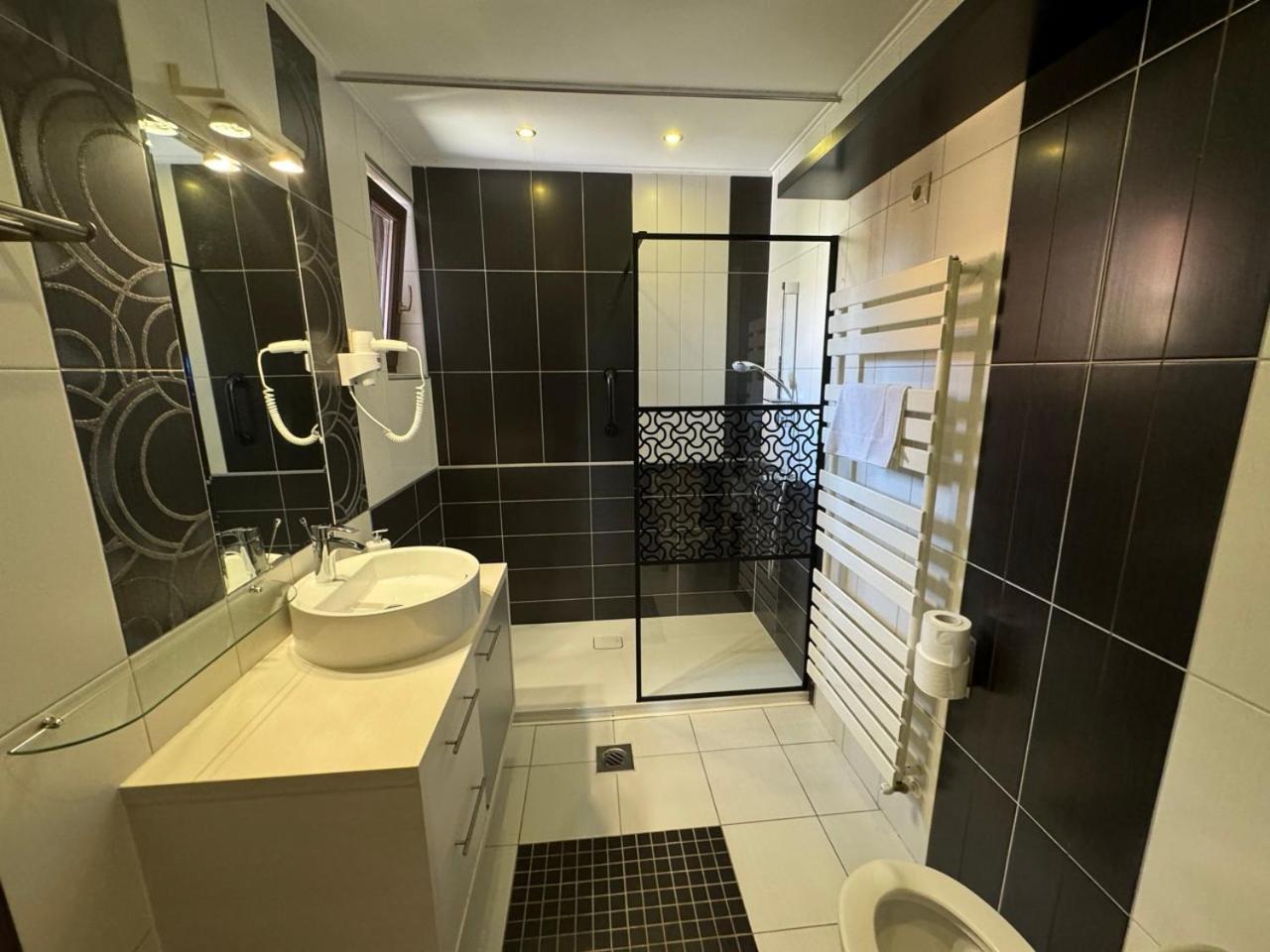 Pension Nest - Family Apartman Mosonmagyaróvár Екстериор снимка